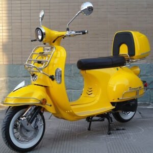 Dongfang Romeo 200cc Retro Moped Scooter, Automatic CVT, High-Power Engine