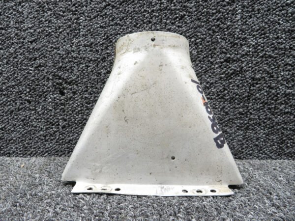 1756001-1 Cessna C-172M Oil Cooling Duct