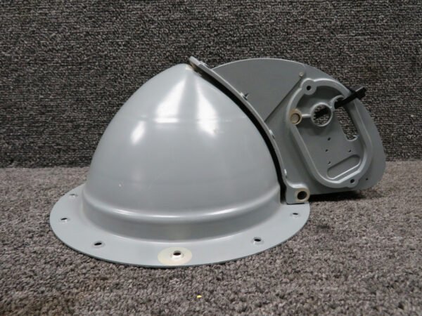 Retractable Landing Light Housing (New Old Stock)