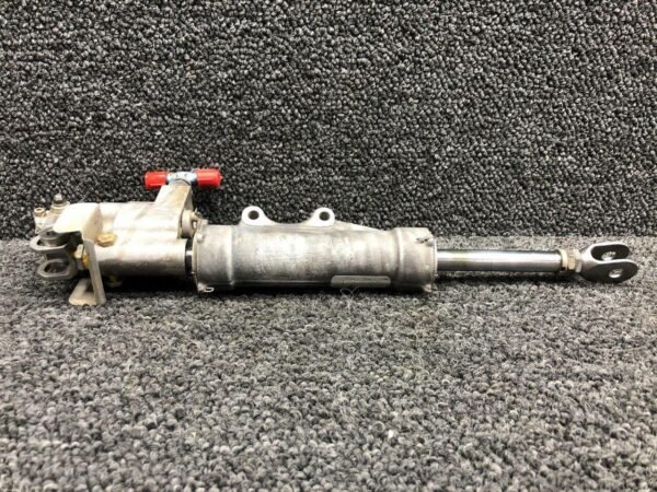 Robinson R44 Hydraulic Servo (D212-1)