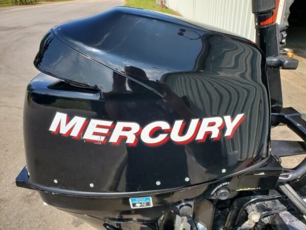 2006 Mercury 9.9 HP 2-Cyl Carbureted 4-Stroke 20" (L) Kicker Outboard Motor With Tiller Handle - Image 5