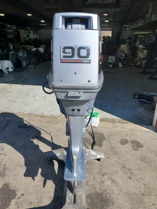 1989 Yamaha 90 HP 3-Cyl Carbureted 2-Stroke 20" (L) Outboard Motor - Image 4