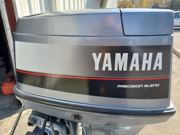 1989 Yamaha 90 HP 3-Cyl Carbureted 2-Stroke 20" (L) Outboard Motor - Image 6