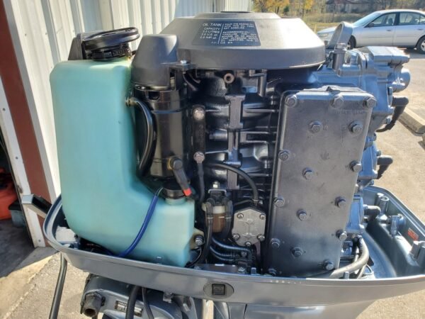 1989 Yamaha 90 HP 3-Cyl Carbureted 2-Stroke 20" (L) Outboard Motor - Image 9