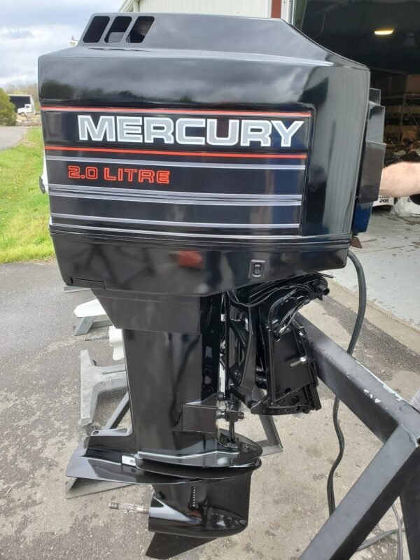 1995 Mercury 150 HP 6-Cylinder Carbureted 2-Stroke 25"(X) Outboard Motor