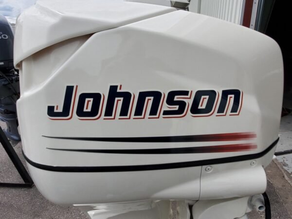 1998 Johnson 115 HP 4-Cylinder DFI 2-Stroke 20" (L) Outboard Motor - Image 3