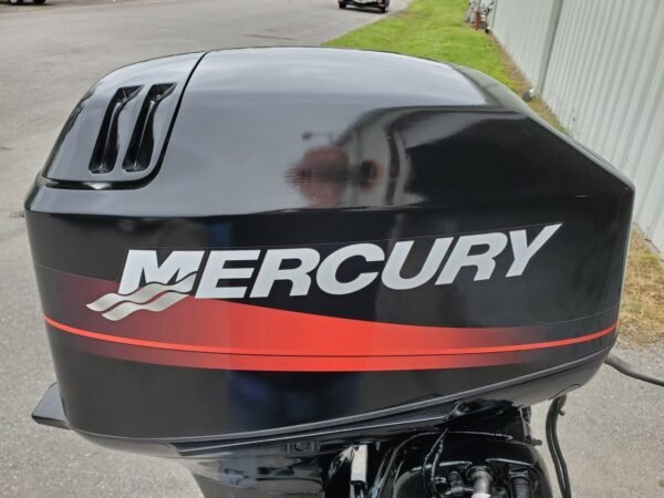 Best 2002 Mercury 40 HP 2-Cyl Carbureted 2-Stroke 20" (L) Outboard Motor - Image 4