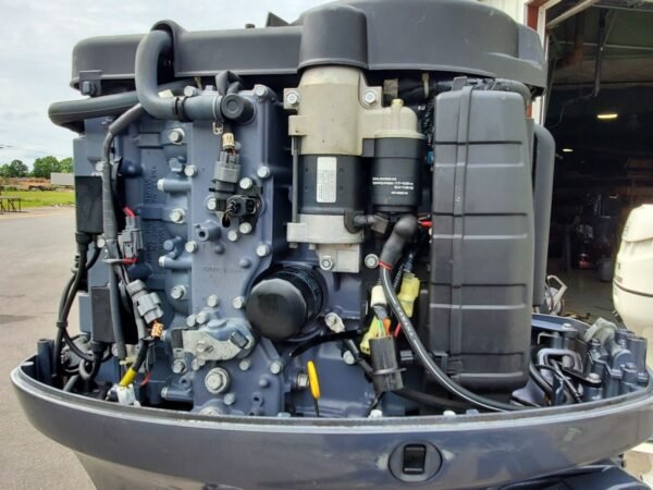 2006 Yamaha 115 HP 4-Cylinder EFI 4-Stroke 25" (X) Outboard Motor - Image 5