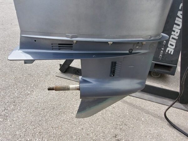 2006 Yamaha 115 HP 4-Cylinder EFI 4-Stroke 25" (X) Outboard Motor - Image 7