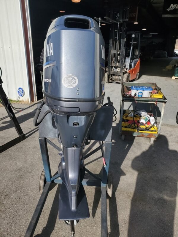 Best 2008 Yamaha 50 HP 4-Cylinder EFI 4-Stroke 20"(L) Outboard Motor - Image 3