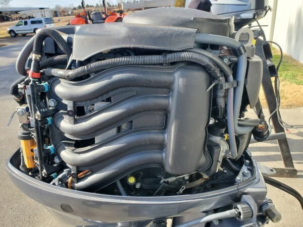 Best 2008 Yamaha 50 HP 4-Cylinder EFI 4-Stroke 20"(L) Outboard Motor - Image 7