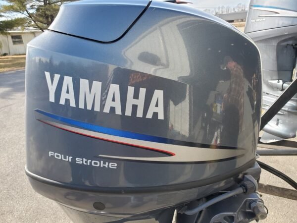 Best 2008 Yamaha 50 HP 4-Cylinder EFI 4-Stroke 20"(L) Outboard Motor - Image 8