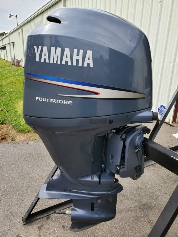 2009 Yamaha 150 HP 4-Cylinder EFI 4-Stroke 20" (L) Outboard Motor