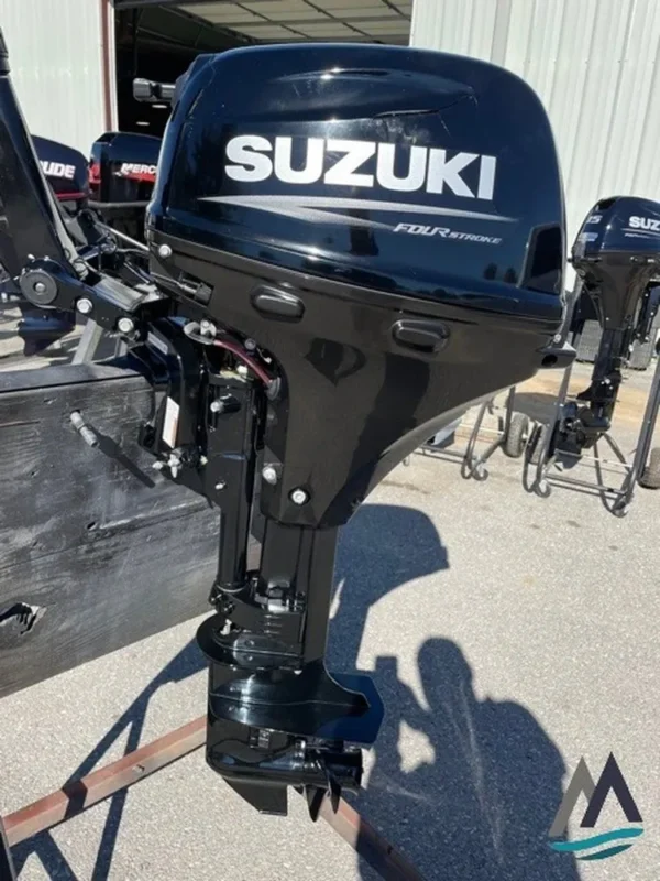 1999 Suzuki 40 HP 3-Cylinder EFI 4-Stroke 20" (L) Outboard Motor