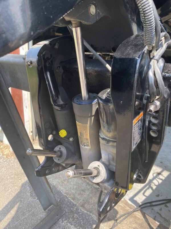 2013 Mercury ProXS Optimax 250 HP 6-Cyl DFI 2-Stroke 20"(L) Outboard Motor - Image 3