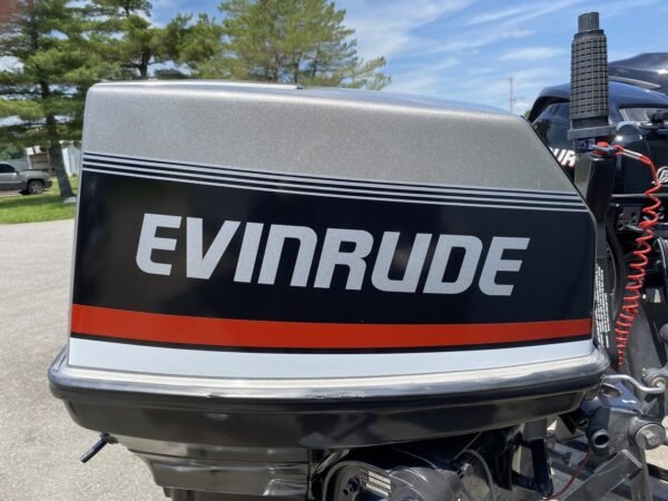 1993 Evinrude 55 HP 2-Cylinder Carb 2-Stroke 20" (L) Outboard Tiller Motor - Image 4