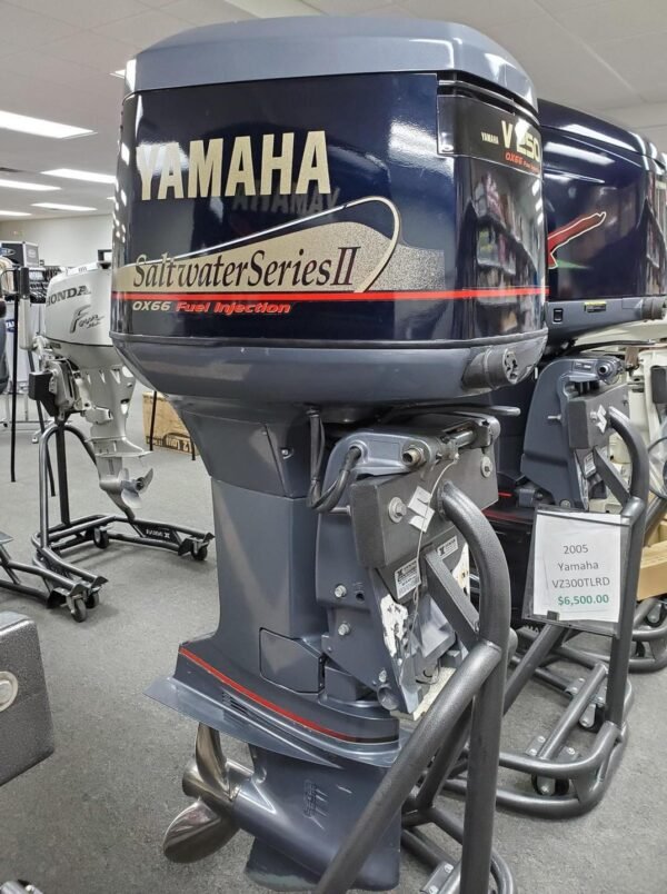 Twin 2001 Yamaha 250 HP 6-Cylinder EFI 2-Stroke 25″ X Outboard Motors - Image 5