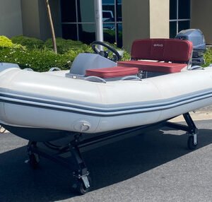 FALCON 330 w/ Yamaha F20SWPB (UAQRK58015H122)